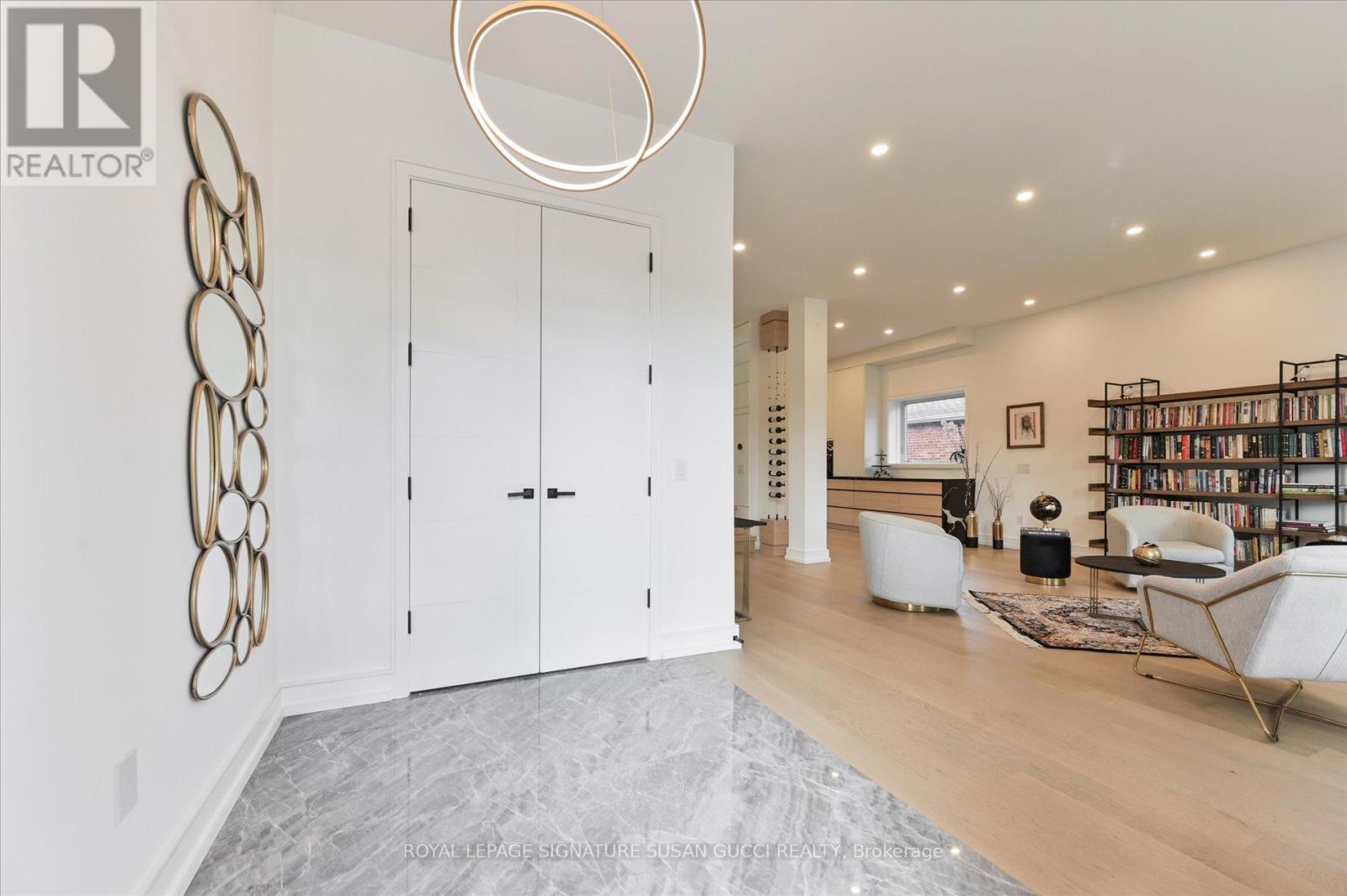 36 Glenshaw Crescent, Toronto, Ontario  M4B 2C9 - Photo 3 - E12717634