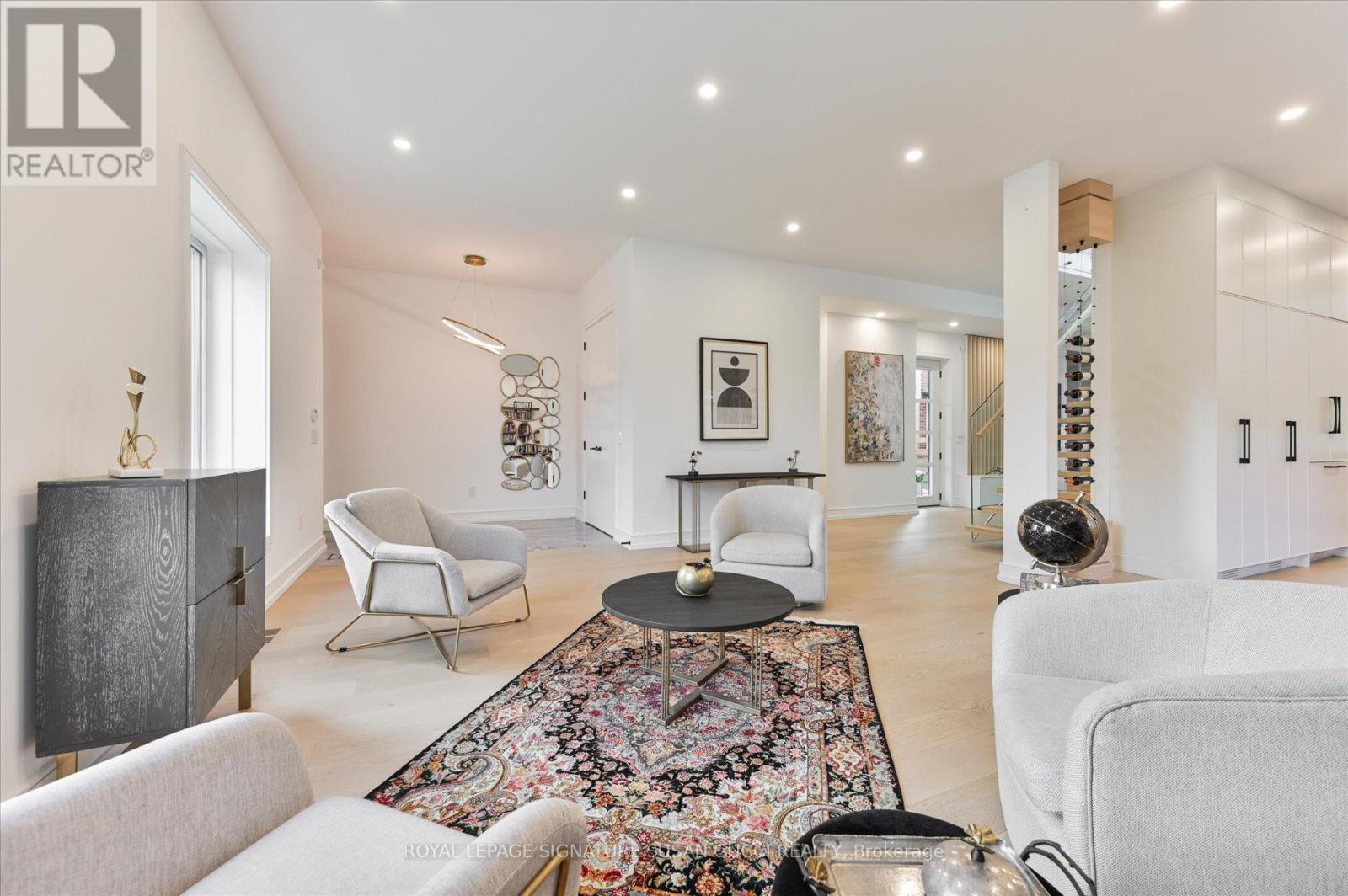 36 Glenshaw Crescent, Toronto, Ontario  M4B 2C9 - Photo 5 - E12717634