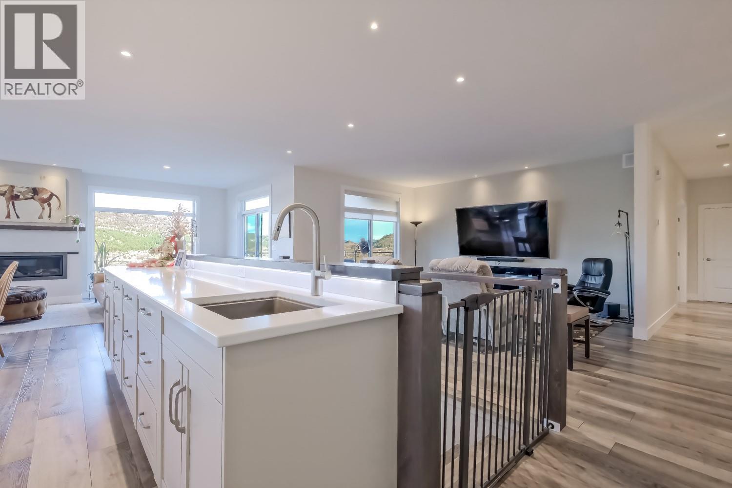 2241 Rojem Road, Kelowna, British Columbia  V1V 2G3 - Photo 30 - 10371216