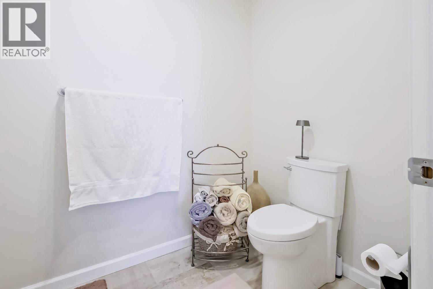 2241 Rojem Road, Kelowna, British Columbia  V1V 2G3 - Photo 51 - 10371216