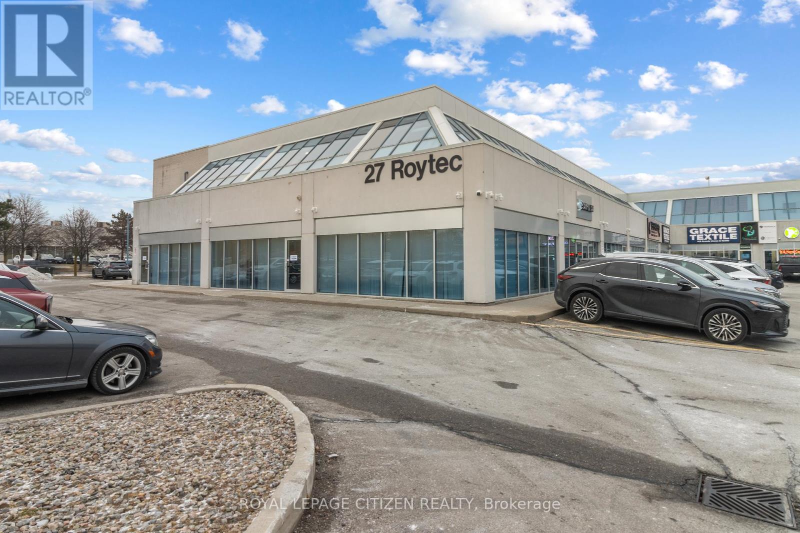 1cb - 27 Roytec Road, Vaughan, Ontario  L4L 8E3 - Photo 2 - N12717610