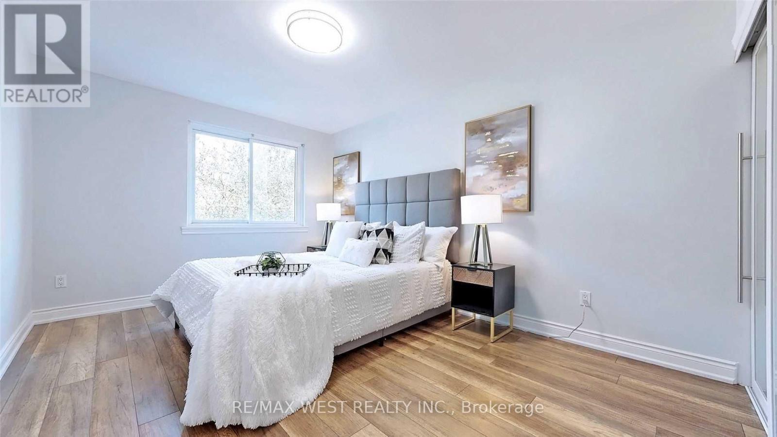 360 Dixon Boulevard, Newmarket, Ontario  L3Y 5C4 - Photo 16 - N12717678