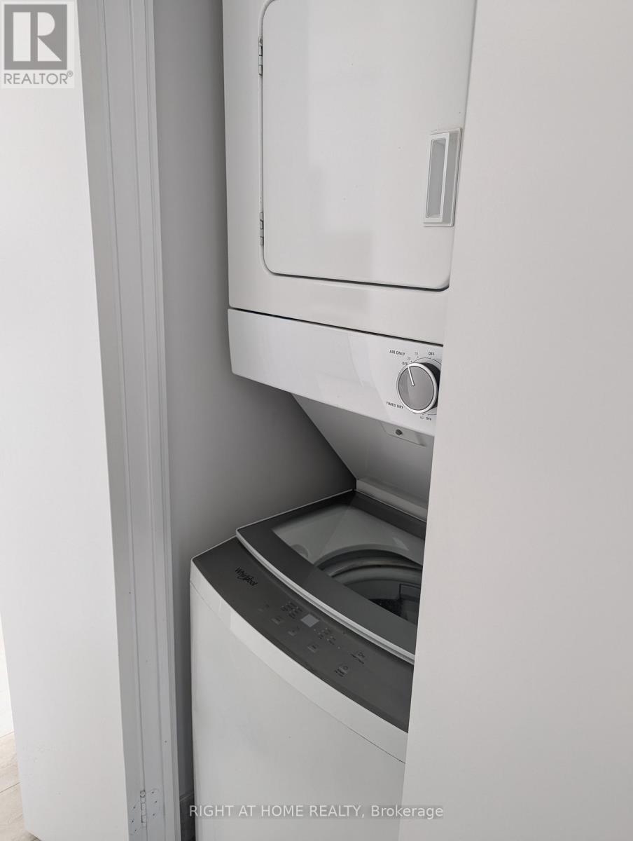 424 - 2908 Highway 7 Road, Vaughan, Ontario  L4K 0K5 - Photo 10 - N12717738