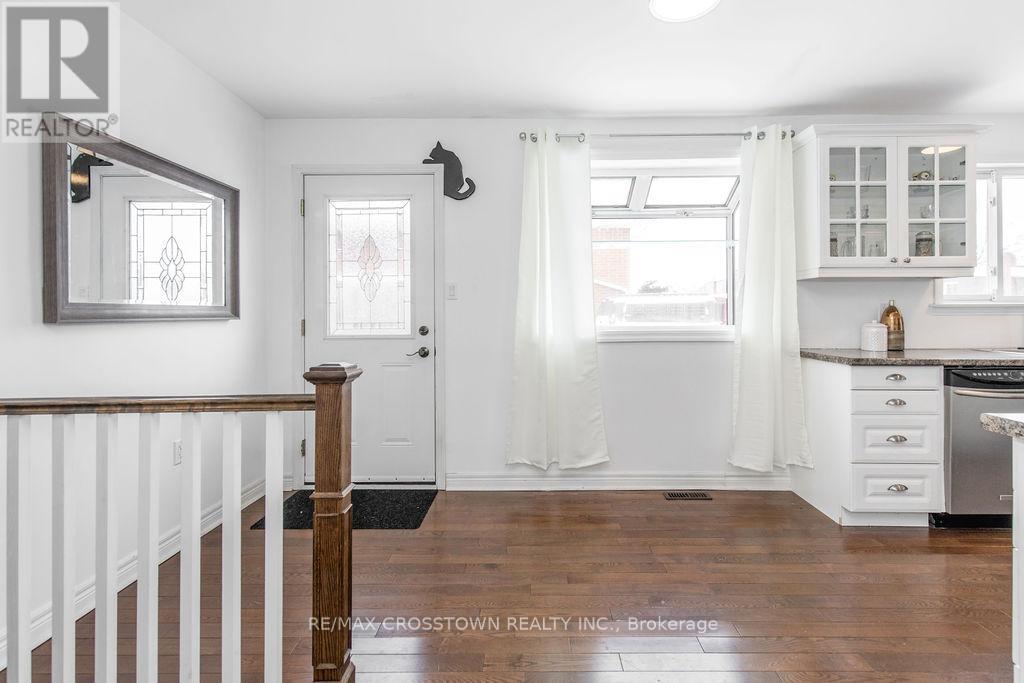 6 Deerpark Drive, Barrie, Ontario  L4M 4W9 - Photo 17 - S12717664