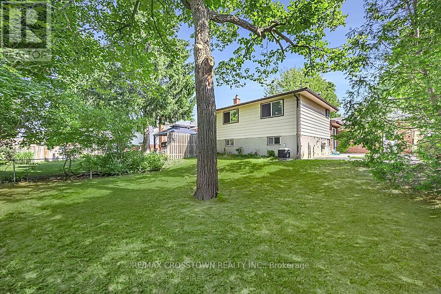 6 Deerpark Drive, Barrie, Ontario  L4M 4W9 - Photo 3 - S12717664