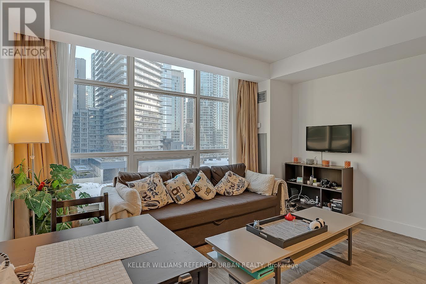 521 - 36 Blue Jays Way, Toronto, Ontario  M5V 0L7 - Photo 10 - C12713606