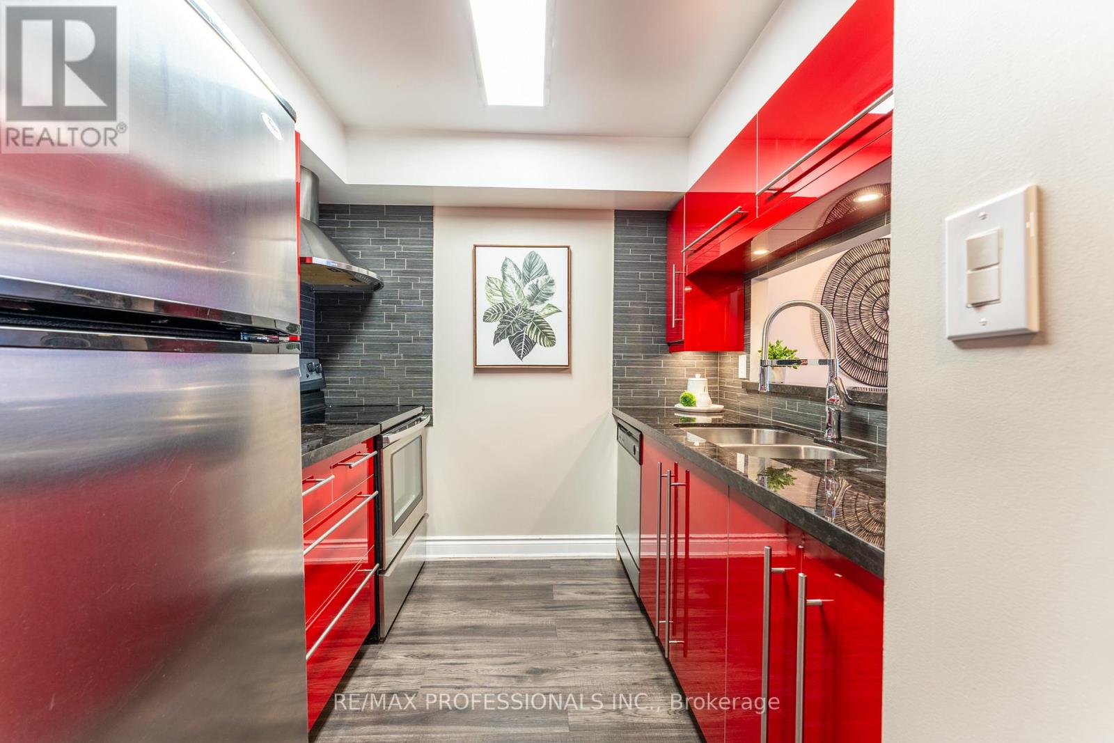 709 - 3 Hickory Tree Road, Toronto, Ontario  M9N 3W5 - Photo 16 - W12716308