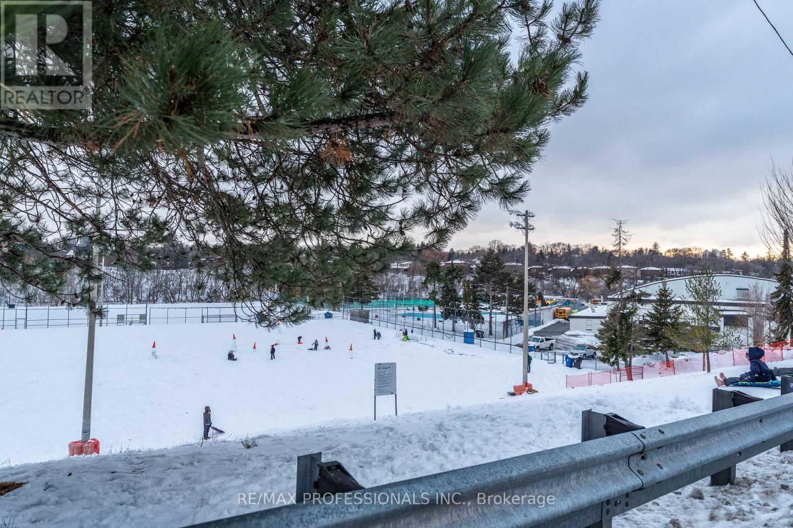 709 - 3 Hickory Tree Road, Toronto, Ontario  M9N 3W5 - Photo 44 - W12716308