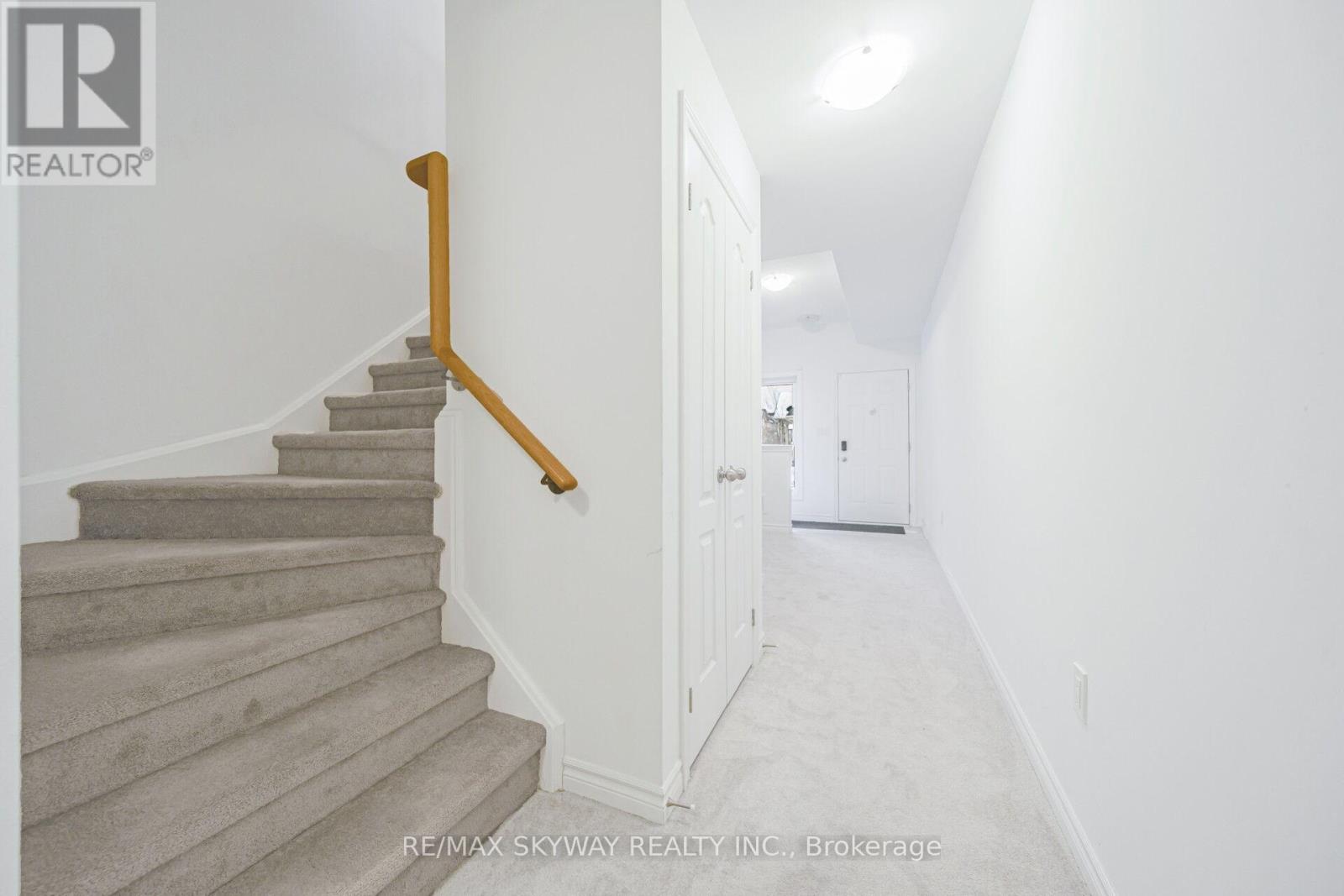 40 Waterville Way, Caledon, Ontario  L7C 4L6 - Photo 10 - W12629898