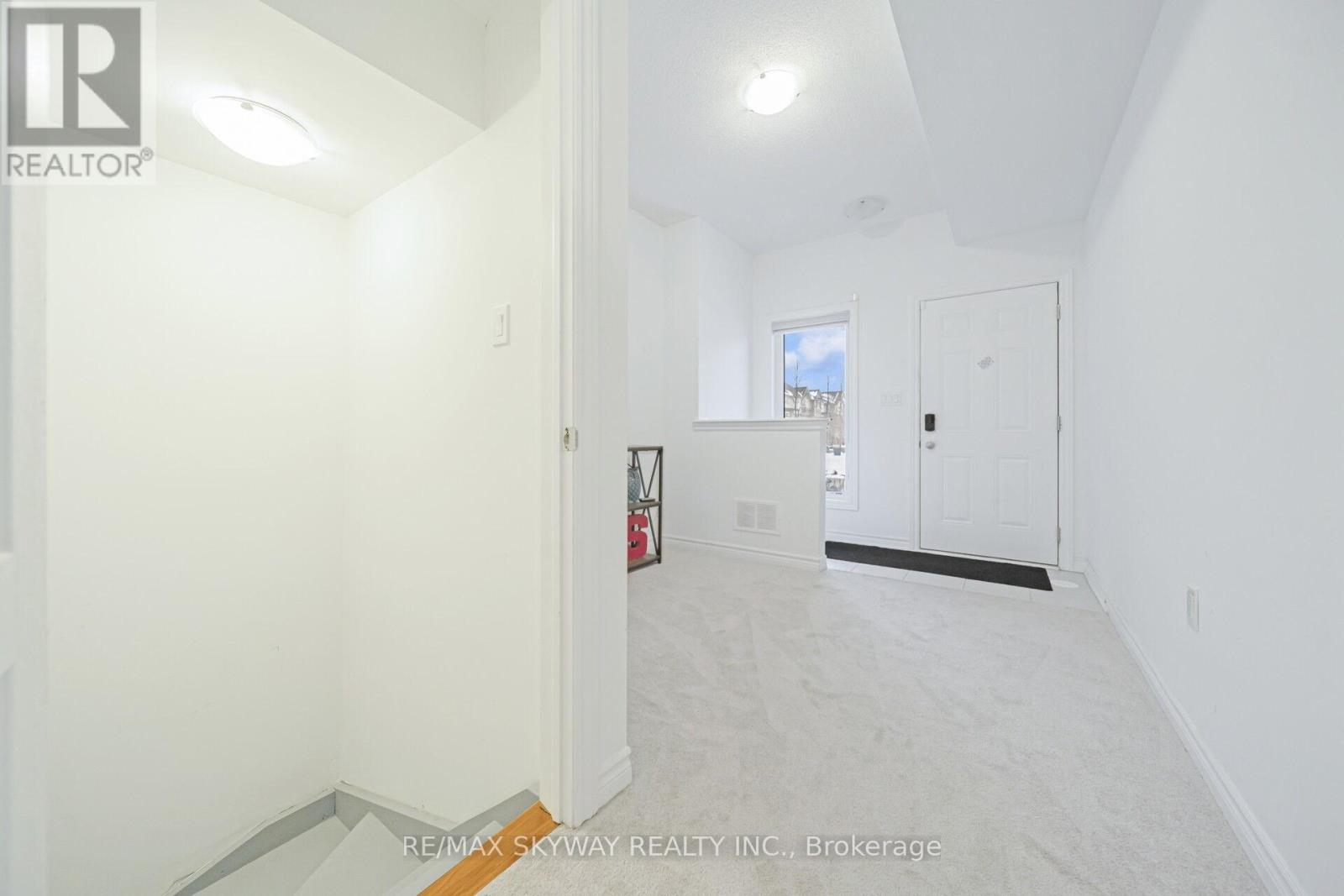 40 Waterville Way, Caledon, Ontario  L7C 4L6 - Photo 34 - W12629898