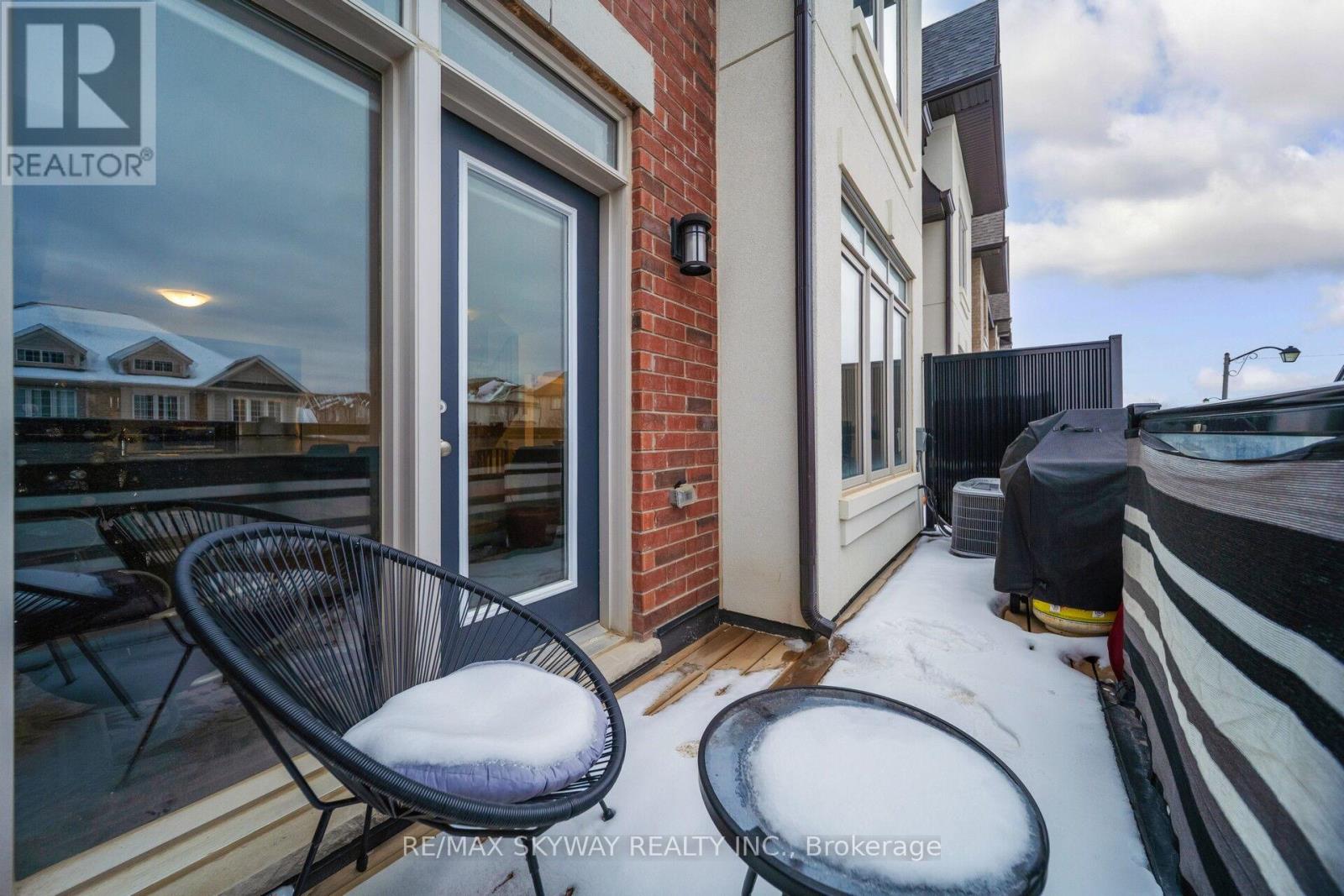 40 Waterville Way, Caledon, Ontario  L7C 4L6 - Photo 36 - W12629898