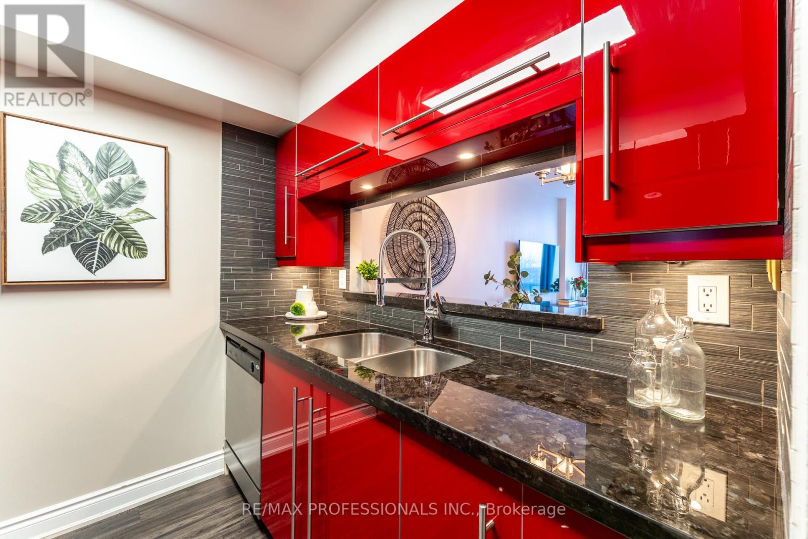 709 - 3 Hickory Tree Road, Toronto, Ontario  M9N 3W5 - Photo 18 - W12716308