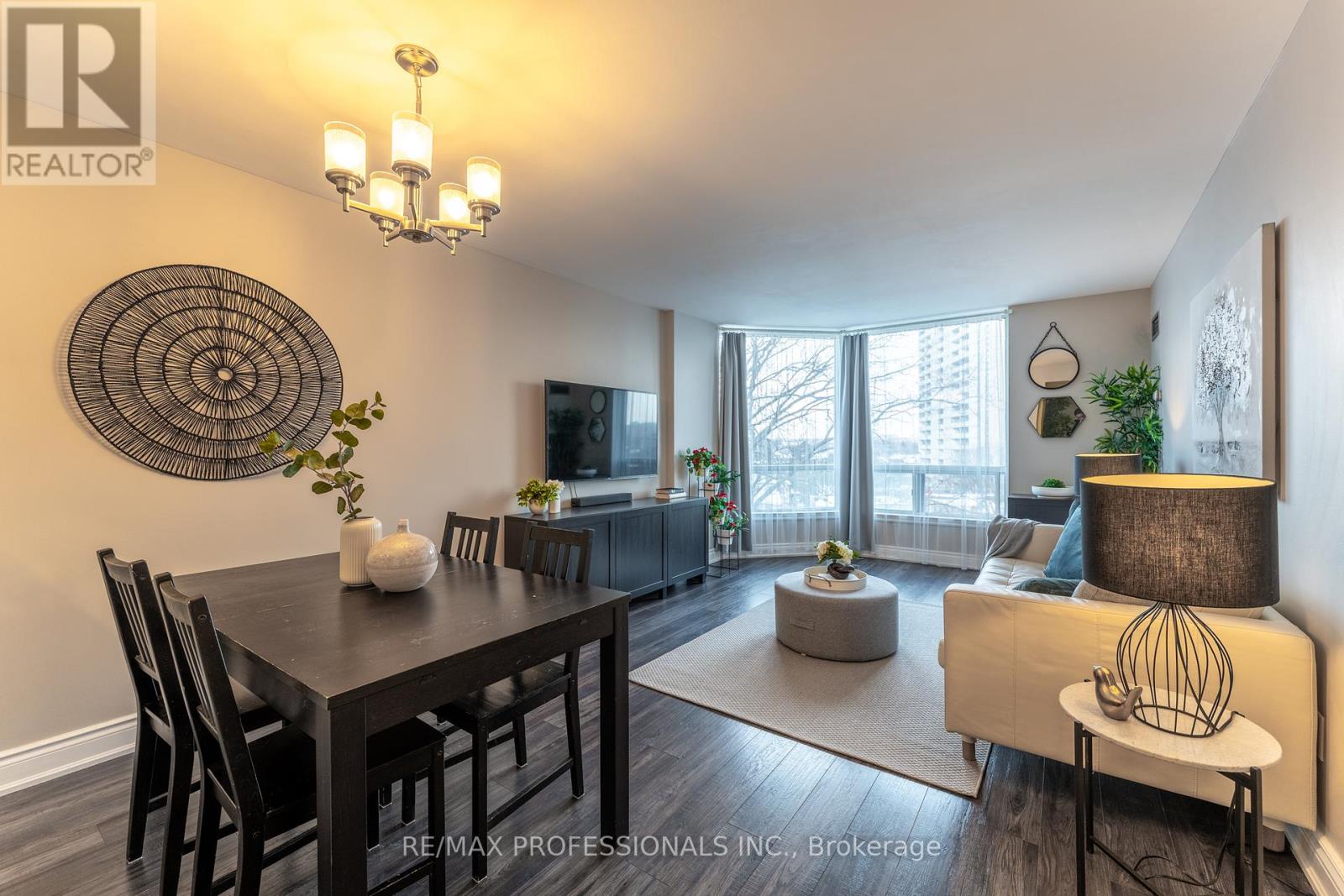 709 - 3 Hickory Tree Road, Toronto, Ontario  M9N 3W5 - Photo 10 - W12716308