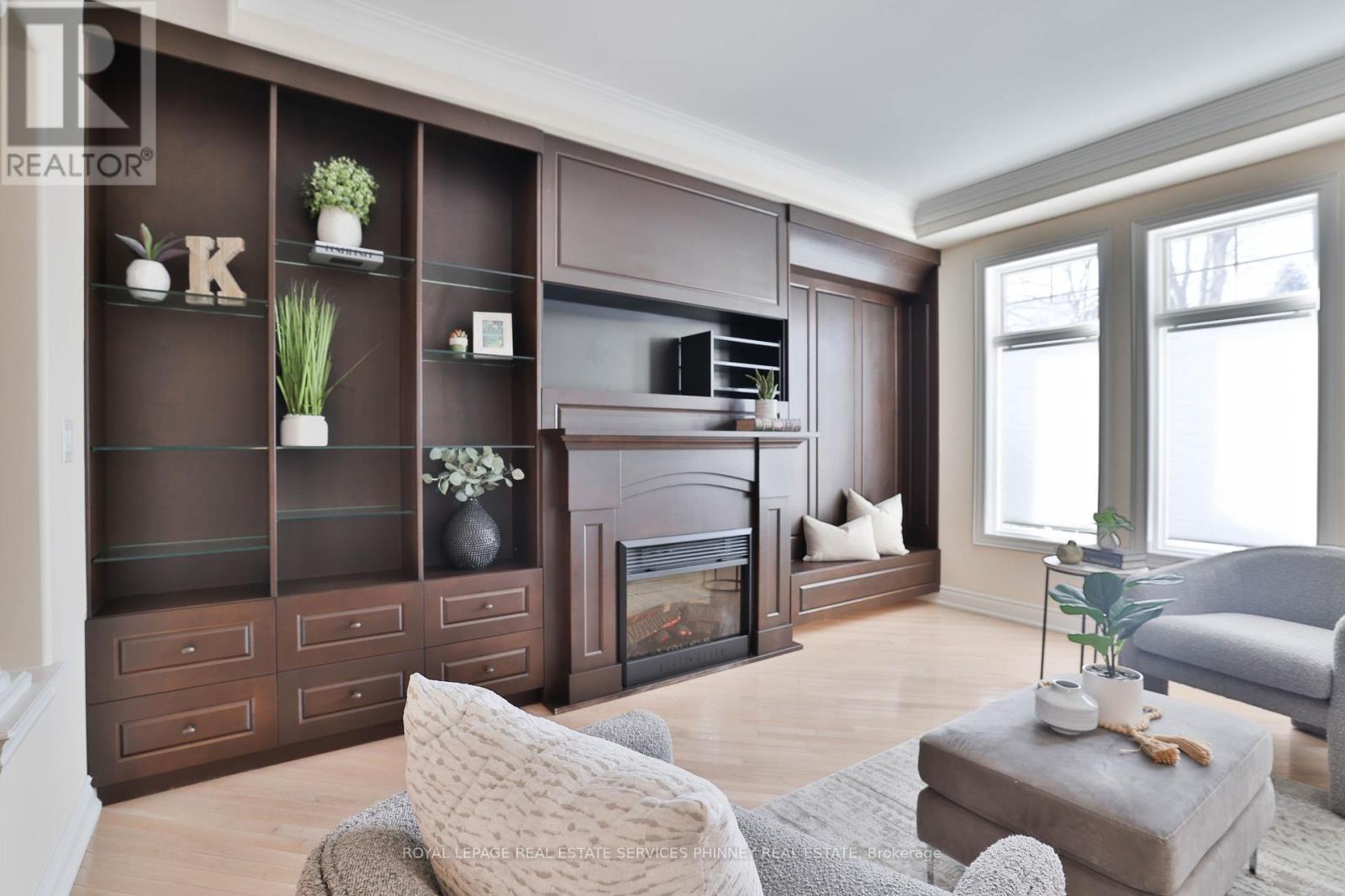 806 Hidden Grove Lane, Mississauga, Ontario  L5H 4L3 - Photo 12 - W12717548