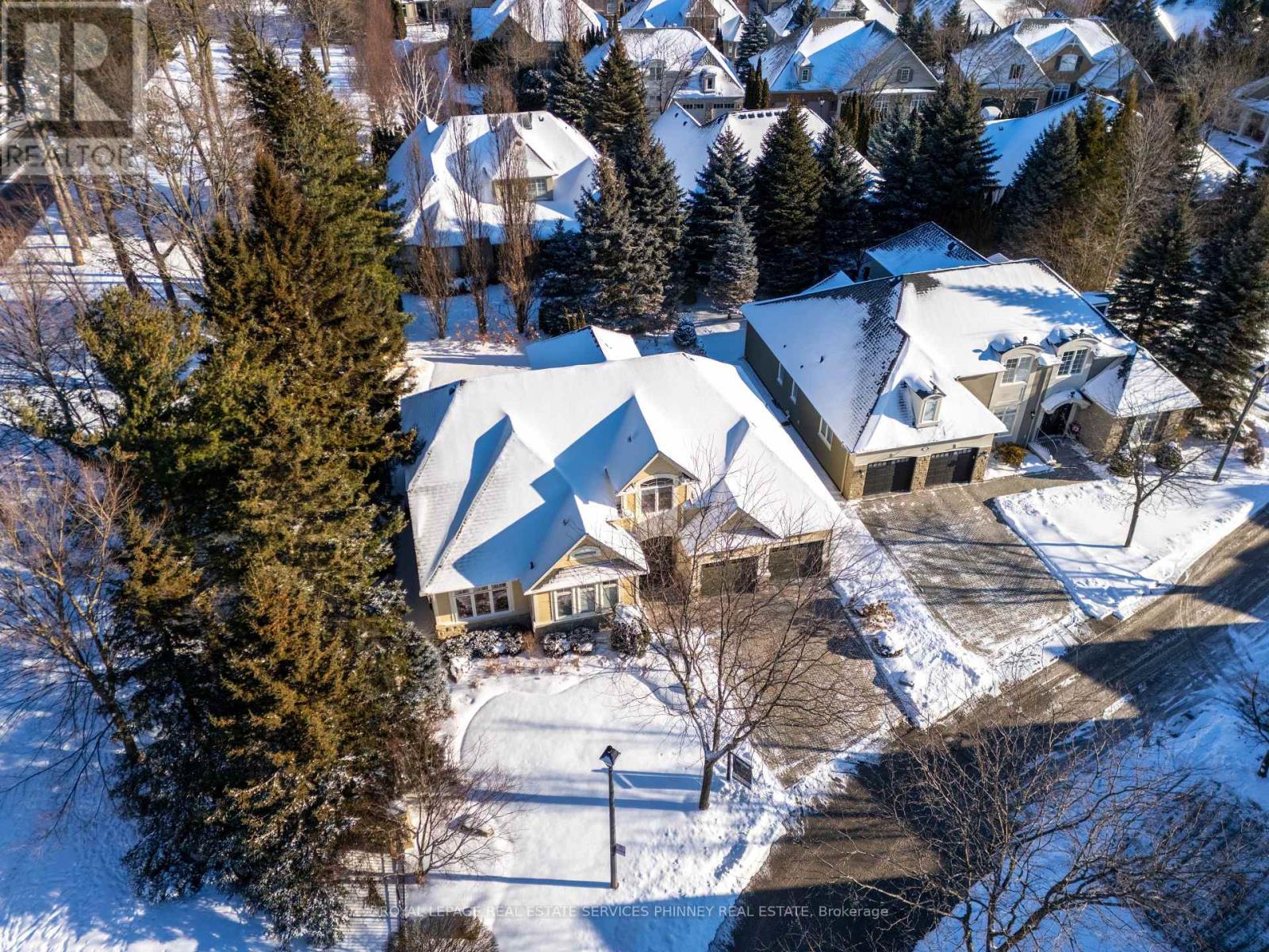 806 Hidden Grove Lane, Mississauga, Ontario  L5H 4L3 - Photo 32 - W12717548