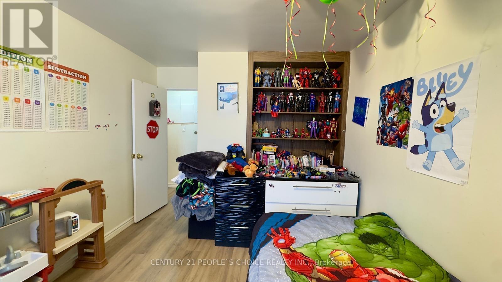 910 - 2835 Islington Avenue, Toronto, Ontario  M9L 2K2 - Photo 13 - W12717592