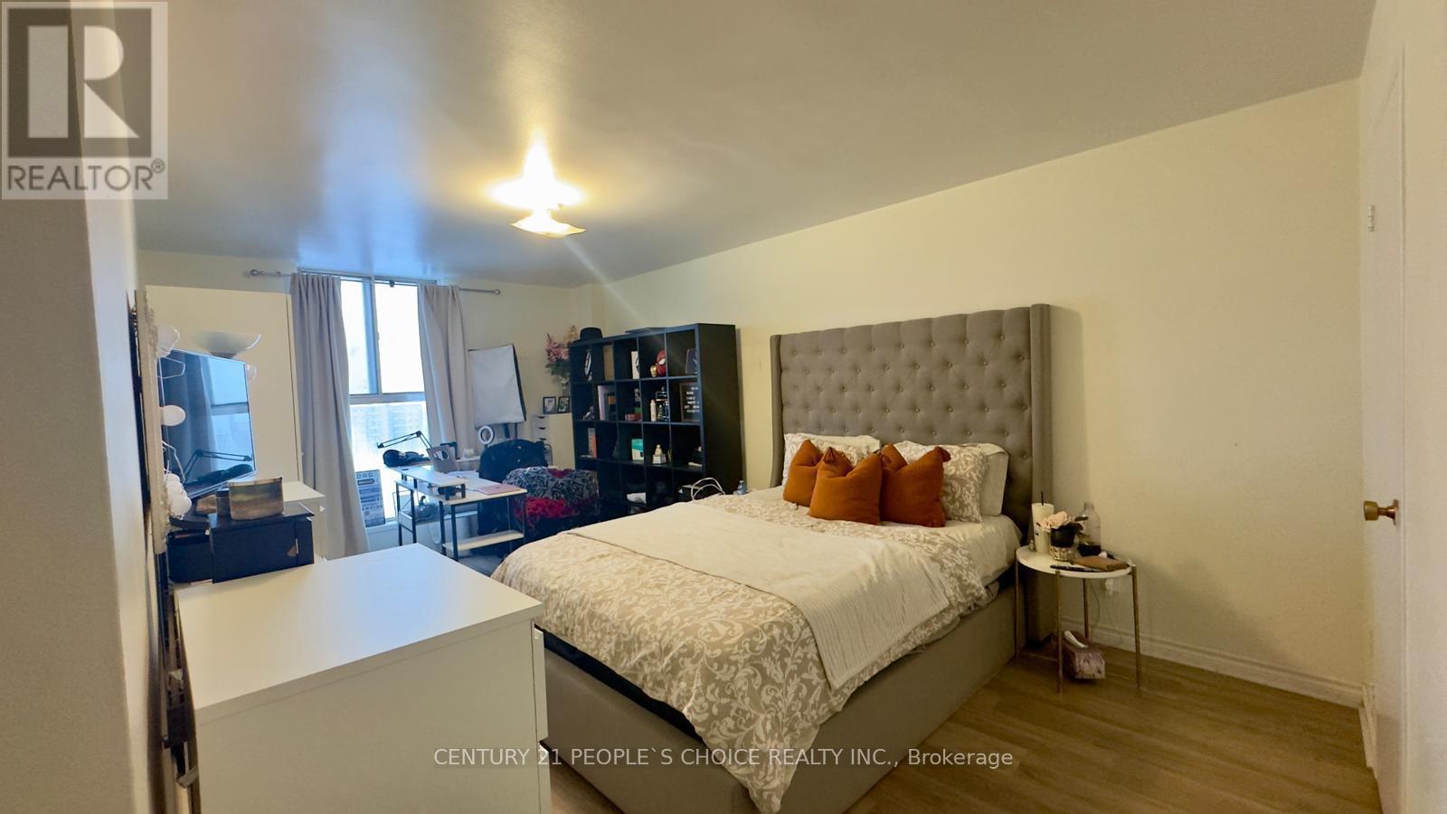 910 - 2835 Islington Avenue, Toronto, Ontario  M9L 2K2 - Photo 9 - W12717592