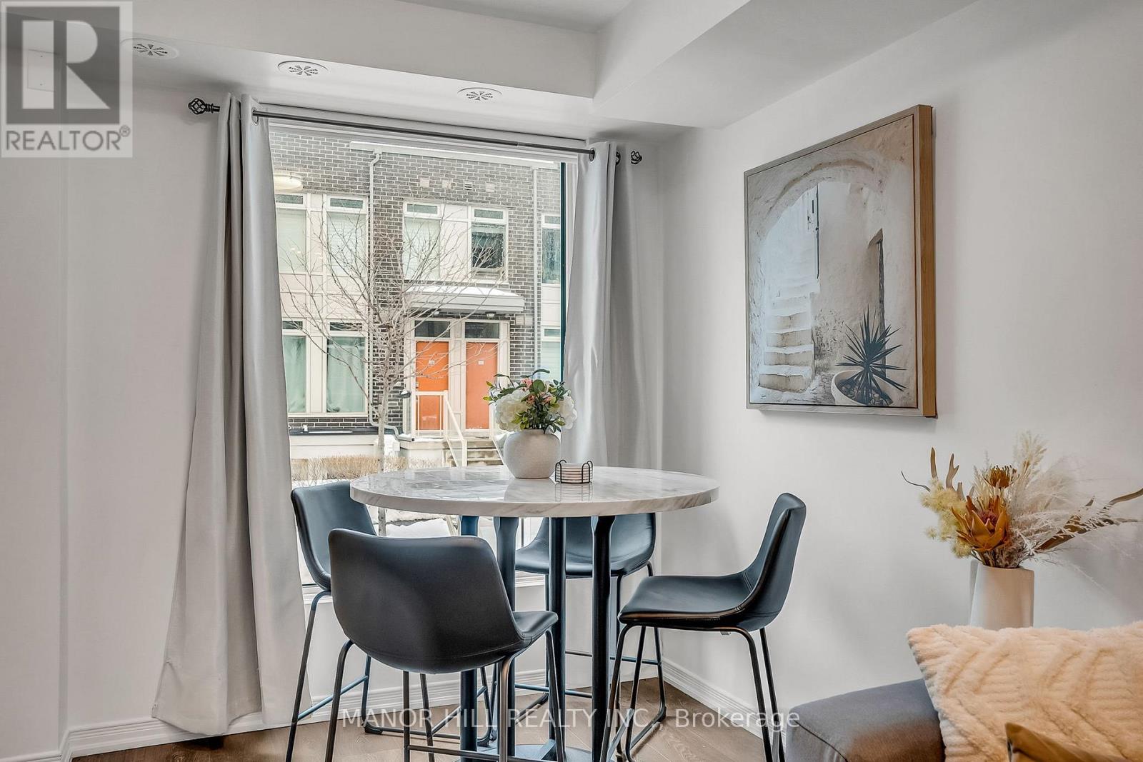 228 - 7 Applewood Lane, Toronto, Ontario  M9C 0C1 - Photo 7 - W12717632