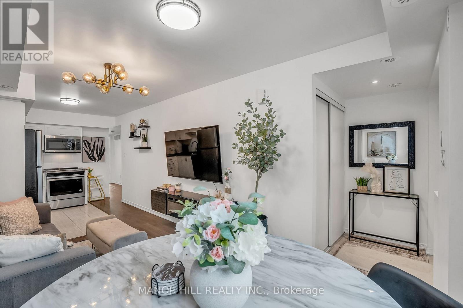 228 - 7 Applewood Lane, Toronto, Ontario  M9C 0C1 - Photo 8 - W12717632