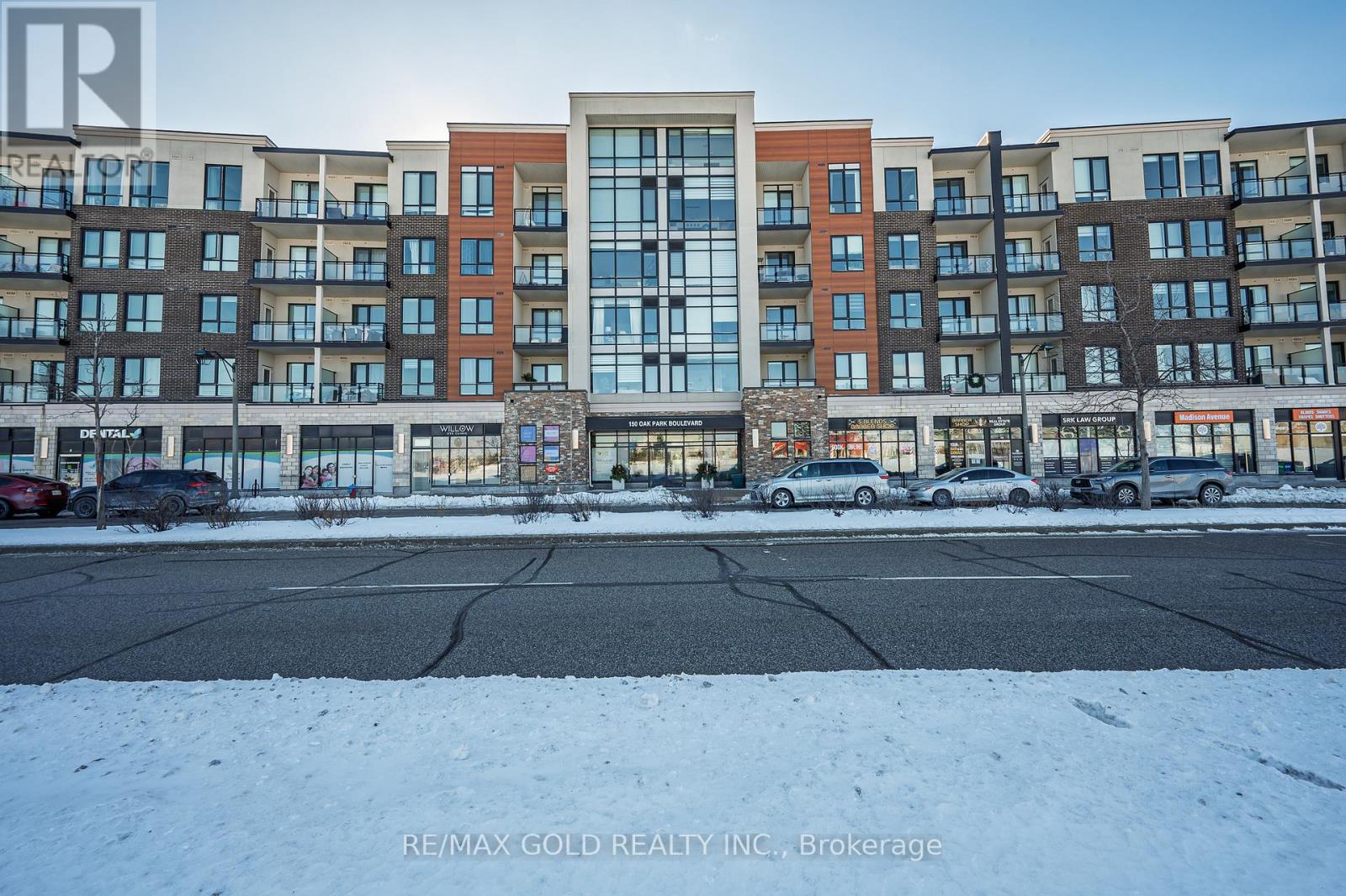 222 - 150 Oak Park Boulevard, Oakville, Ontario  L6H 3P2 - Photo 2 - W12717648