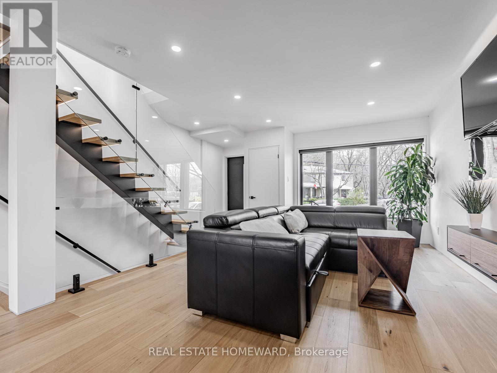 10 Juliana Court, Toronto, Ontario  M6S 2R2 - Photo 3 - W12717650