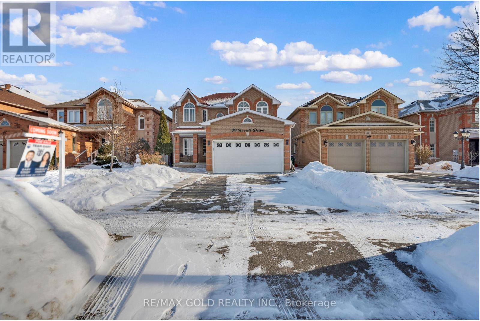 49 STERRITT DRIVE, Brampton, Ontario