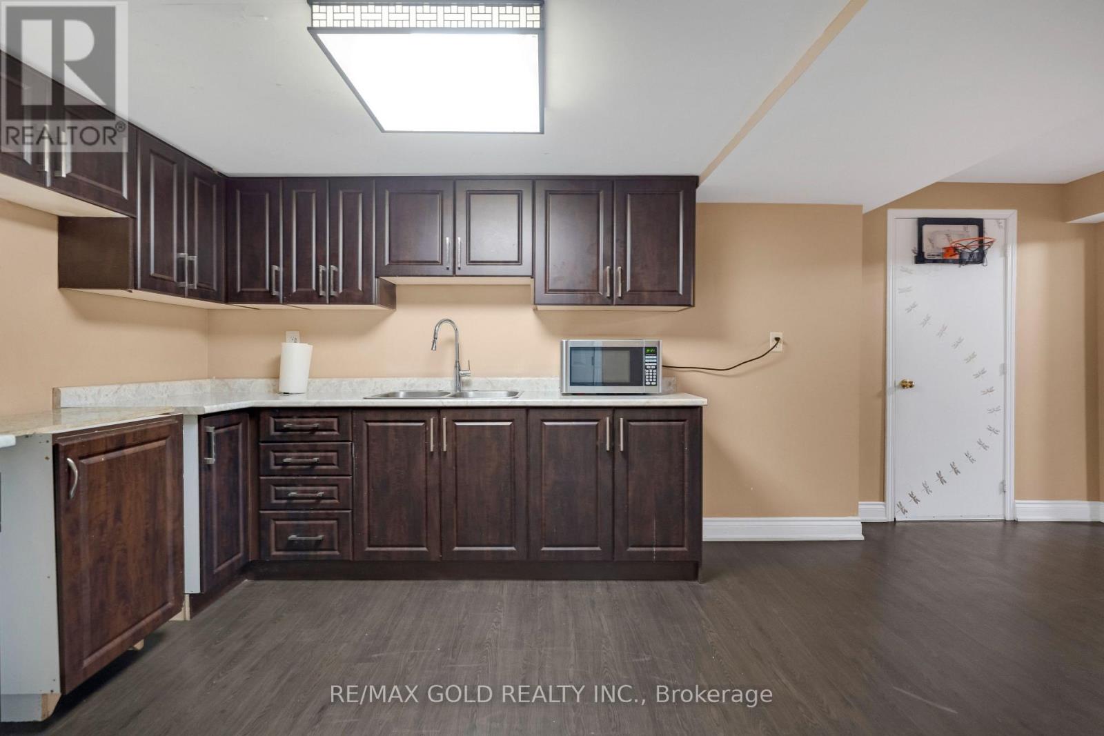 49 Sterritt Drive, Brampton, Ontario  L6Y 5E4 - Photo 33 - W12717652