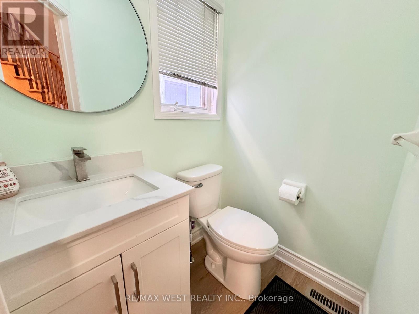 269 Pressed Brick Drive, Brampton, Ontario  L6V 4L2 - Photo 11 - W12717656