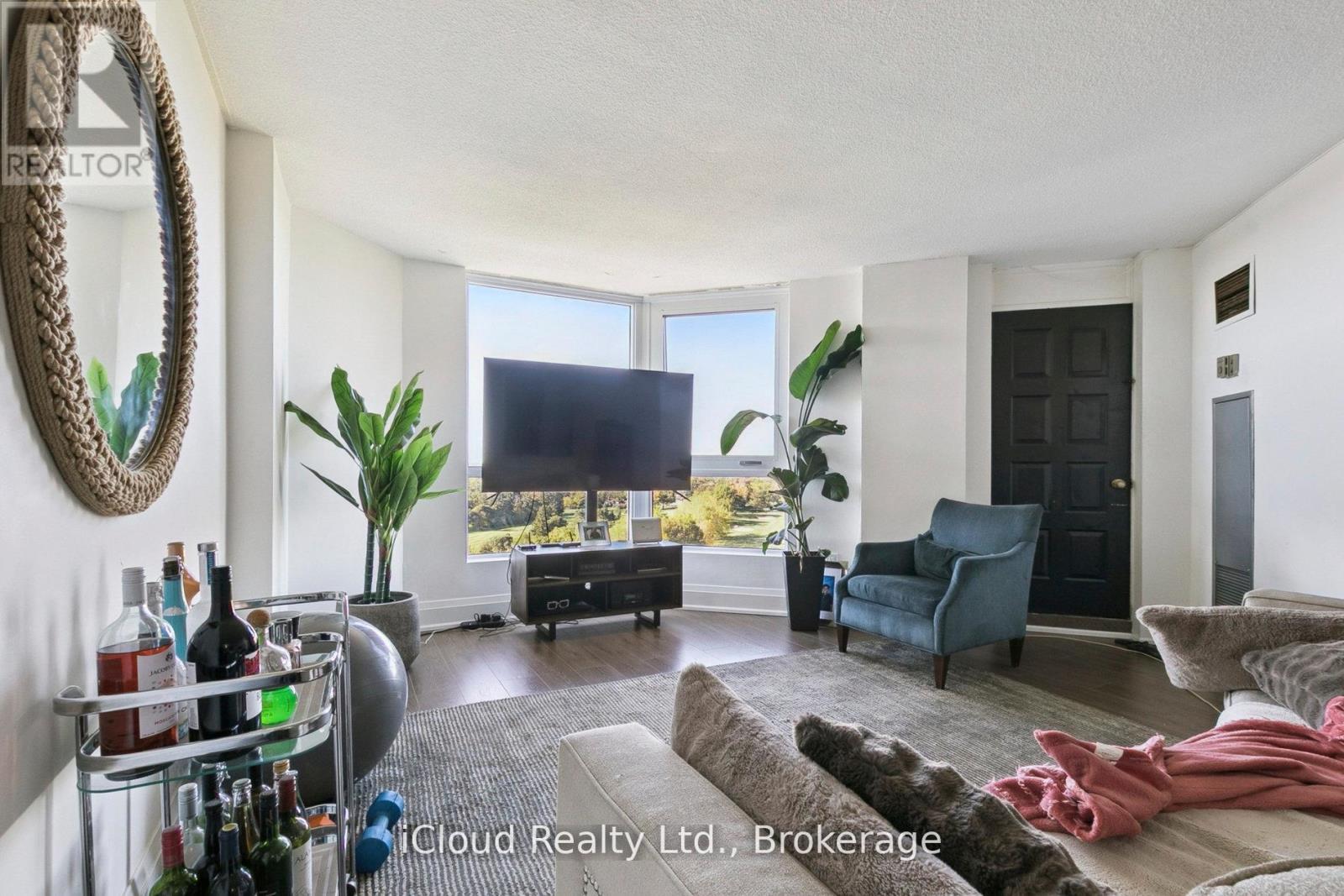 1108 - 238 Albion Road, Toronto, Ontario  M9W 6A7 - Photo 5 - W12717658