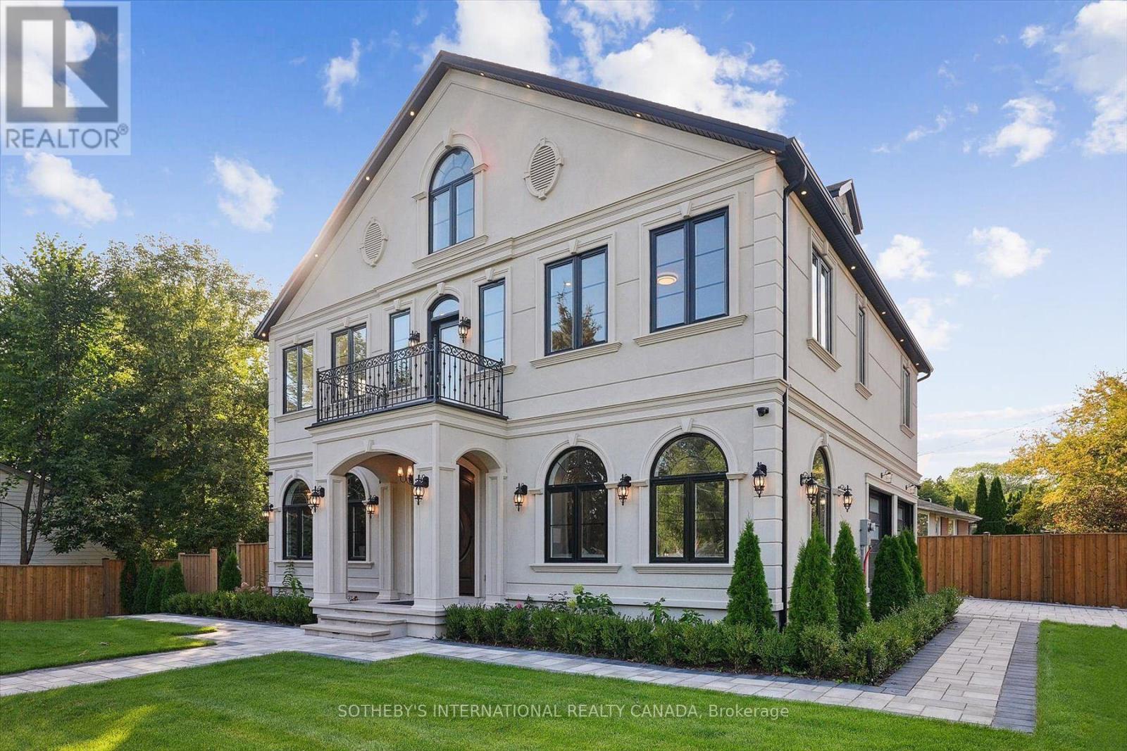 452 ROTHESAY PLACE, Burlington, Ontario