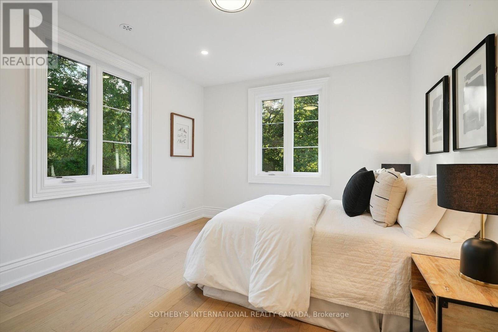 452 Rothesay Place, Burlington, Ontario  L7N 1N5 - Photo 28 - W12717686