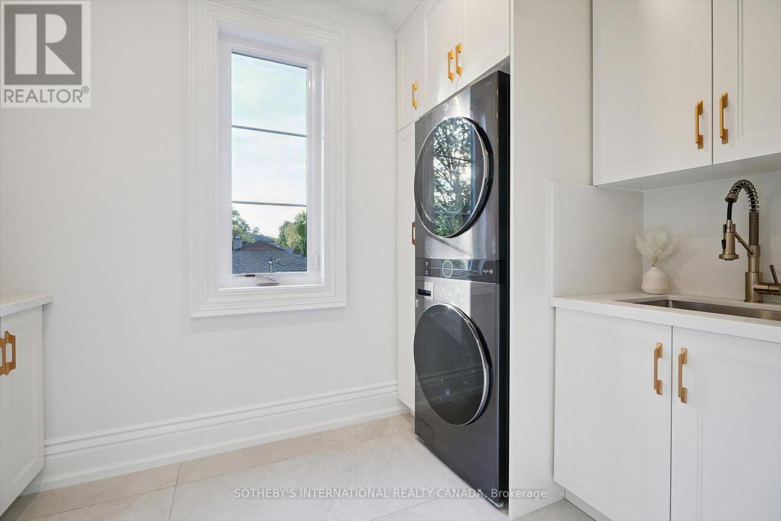 452 Rothesay Place, Burlington, Ontario  L7N 1N5 - Photo 33 - W12717686