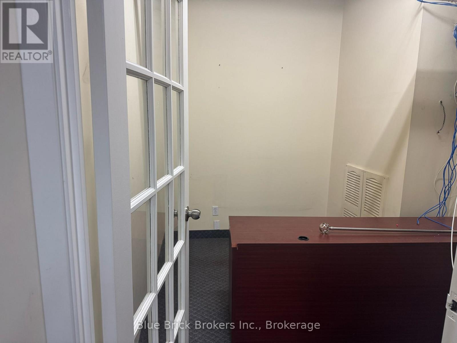 14 (201-2nd Floor) - 2565 Steeles Avenue E, Brampton, Ontario  L6T 4L6 - Photo 8 - W12717730