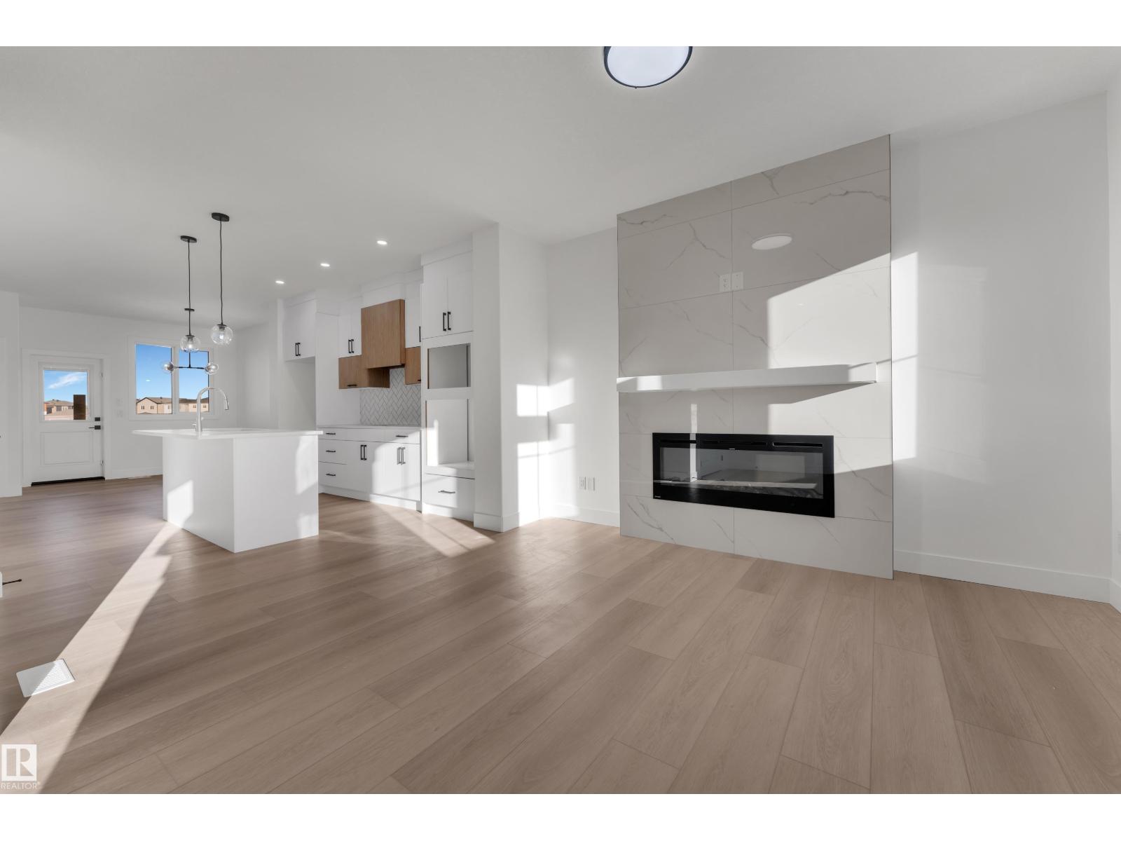 281 Munn Wy, Leduc, Alberta  T9E 1V1 - Photo 4 - E4470649