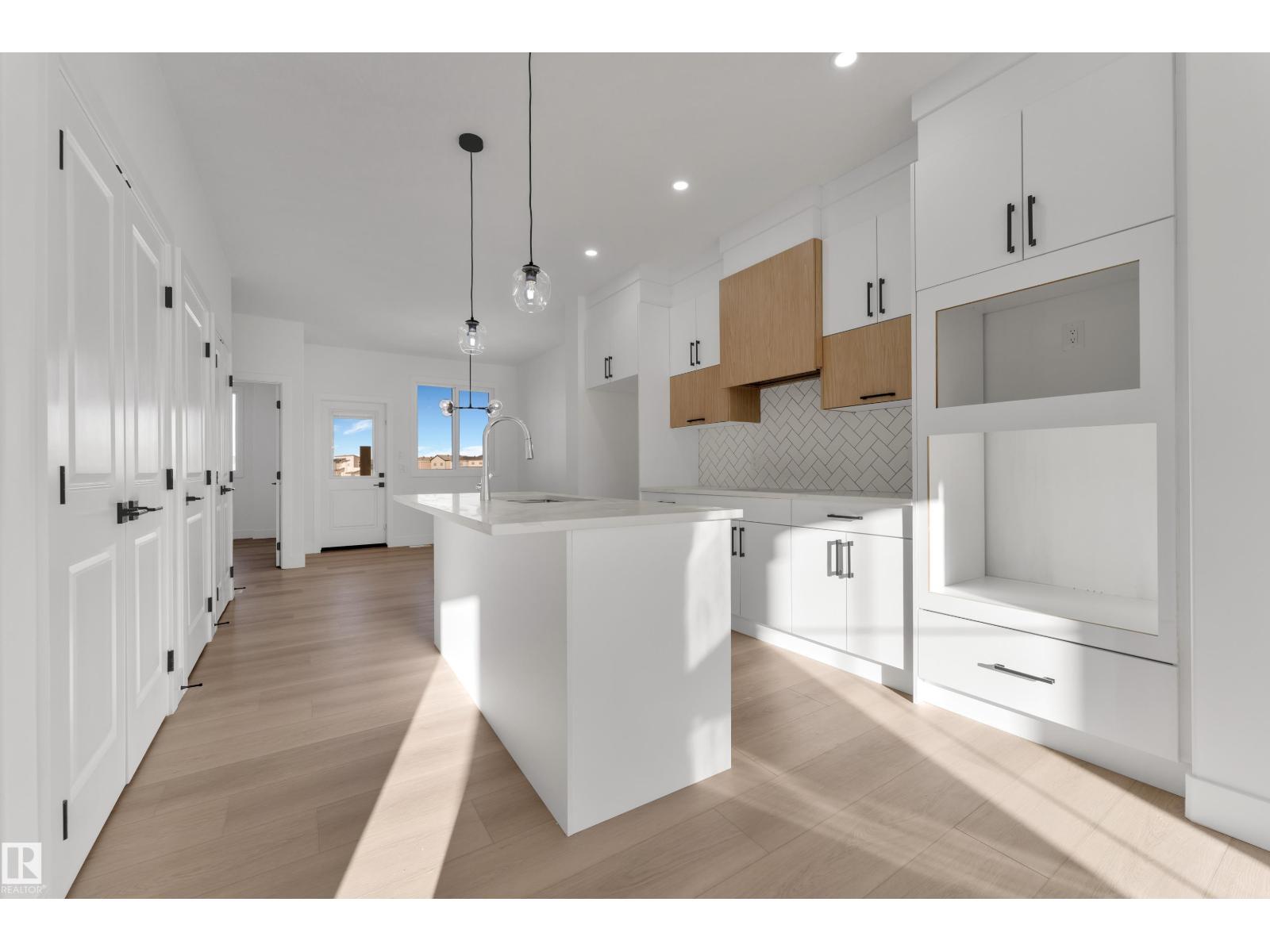 281 Munn Wy, Leduc, Alberta  T9E 1V1 - Photo 6 - E4470649