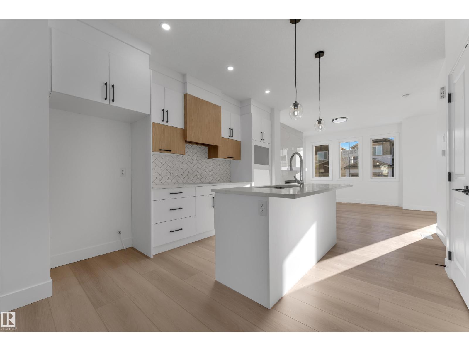 281 Munn Wy, Leduc, Alberta  T9E 1V1 - Photo 9 - E4470649