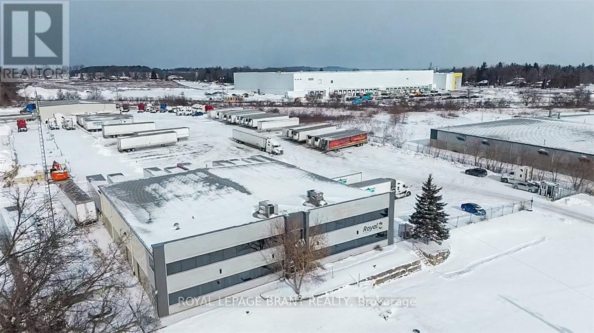 35 SHARP ROAD, Brantford, Ontario