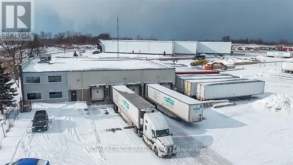 35 Sharp Road, Brantford, Ontario  N3T 5L8 - Photo 7 - X12717542