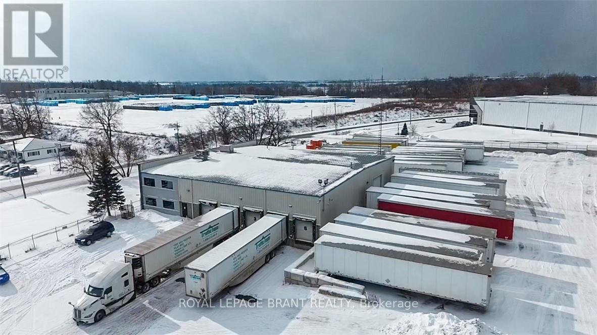 35 Sharp Road, Brantford, Ontario  N3T 5L8 - Photo 8 - X12717542