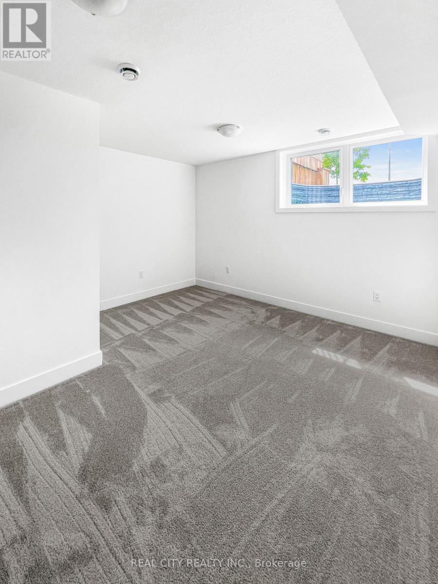 97 - 234 Edgevalley Road, London East, Ontario  N5V 0E4 - Photo 12 - X12717576