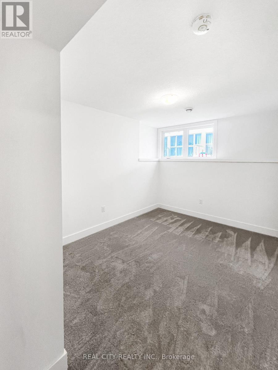 97 - 234 Edgevalley Road, London East, Ontario  N5V 0E4 - Photo 13 - X12717576