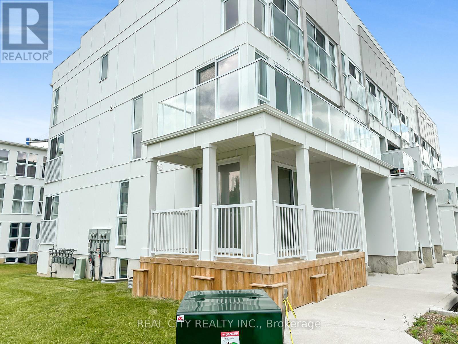 97 - 234 Edgevalley Road, London East, Ontario  N5V 0E4 - Photo 2 - X12717576