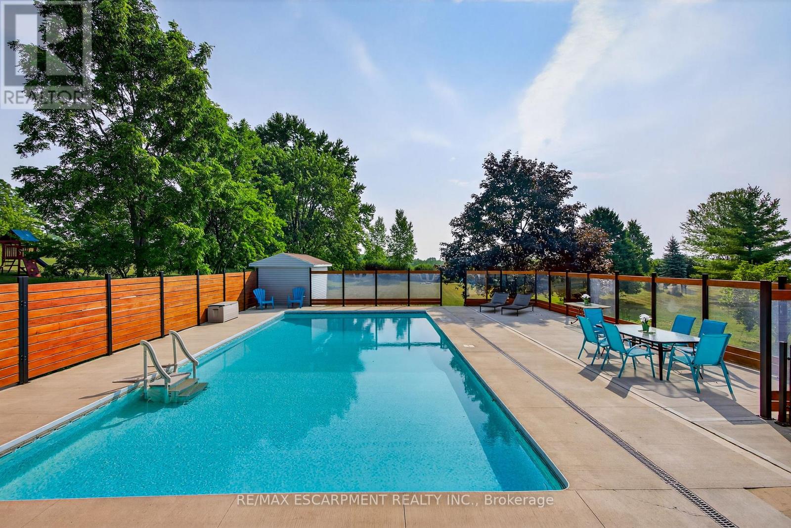 47 Valley Road, Hamilton, Ontario  L9H 5S4 - Photo 28 - X12717584