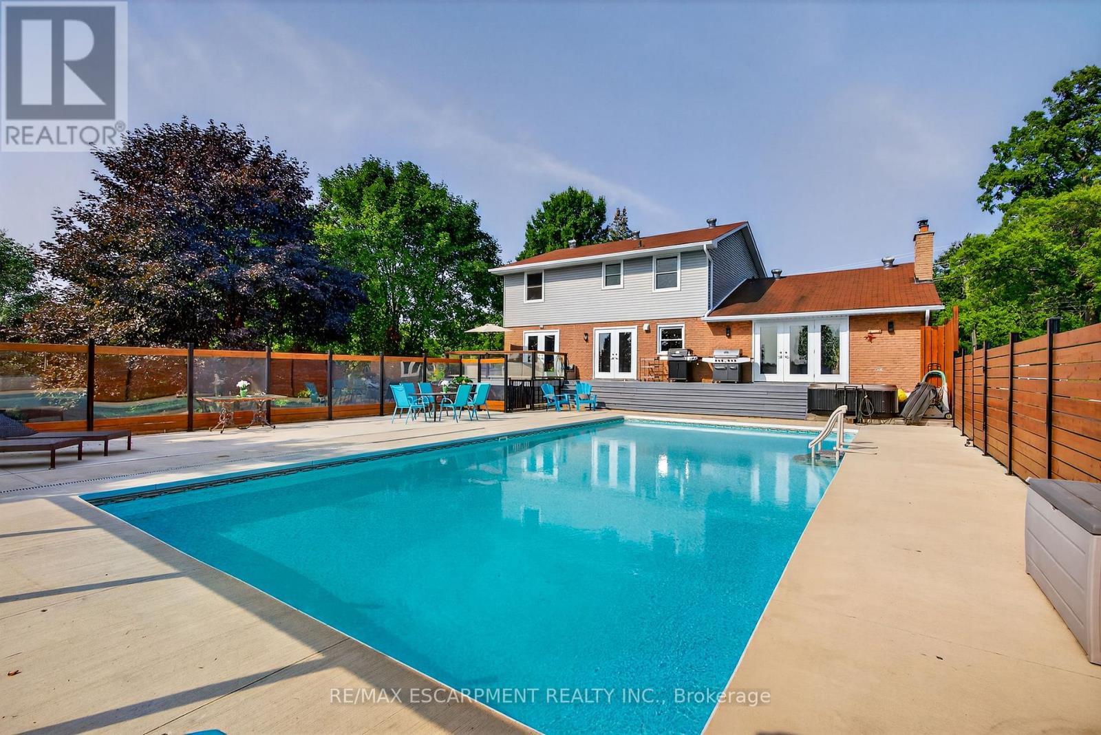 47 Valley Road, Hamilton, Ontario  L9H 5S4 - Photo 31 - X12717584