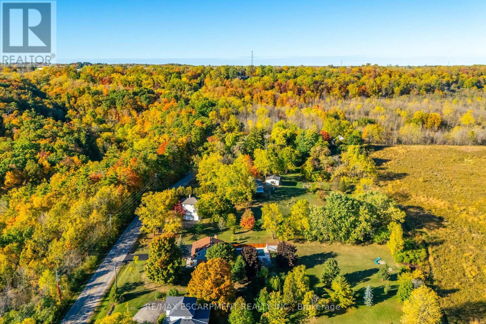 47 Valley Road, Hamilton, Ontario  L9H 5S4 - Photo 42 - X12717584