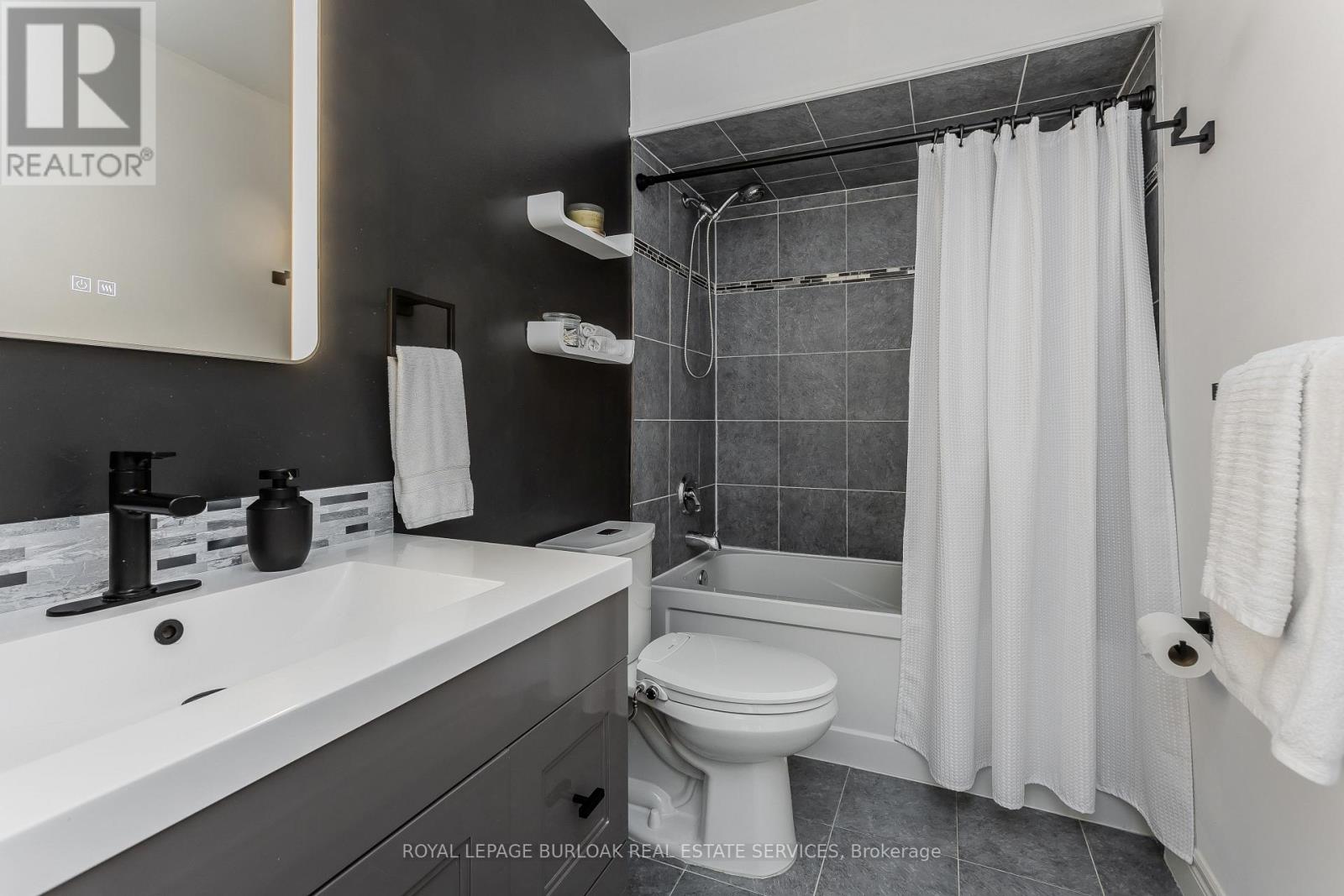 12 Thornlodge Drive, Hamilton, Ontario  L0R 2H3 - Photo 26 - X12717692