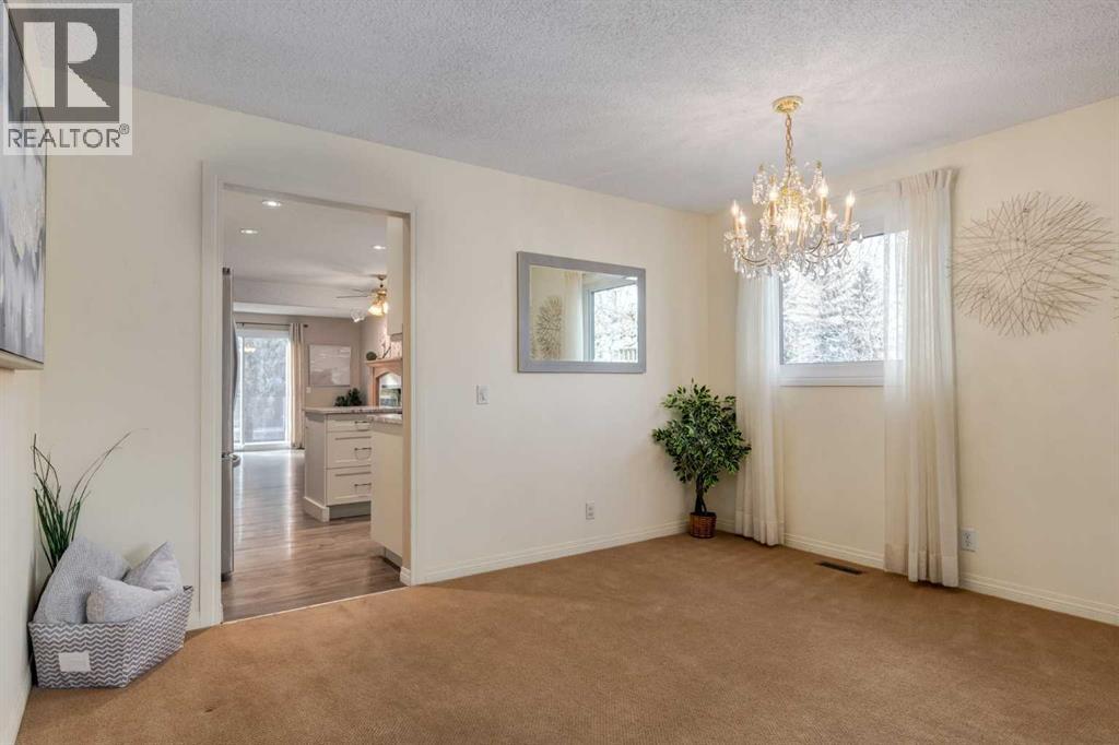 3 Hawkcliff Way Nw, Calgary, Alberta  T3G 2R8 - Photo 9 - A2279062