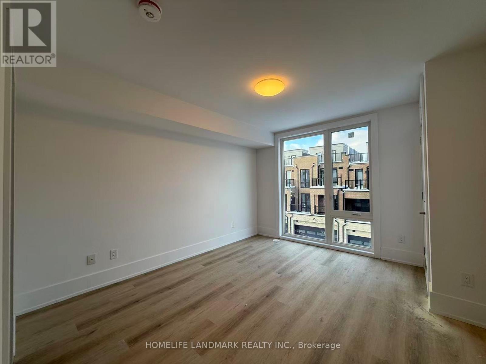 11 Kerns Lane, Richmond Hill, Ontario  L4E 1M1 - Photo 11 - N12444704