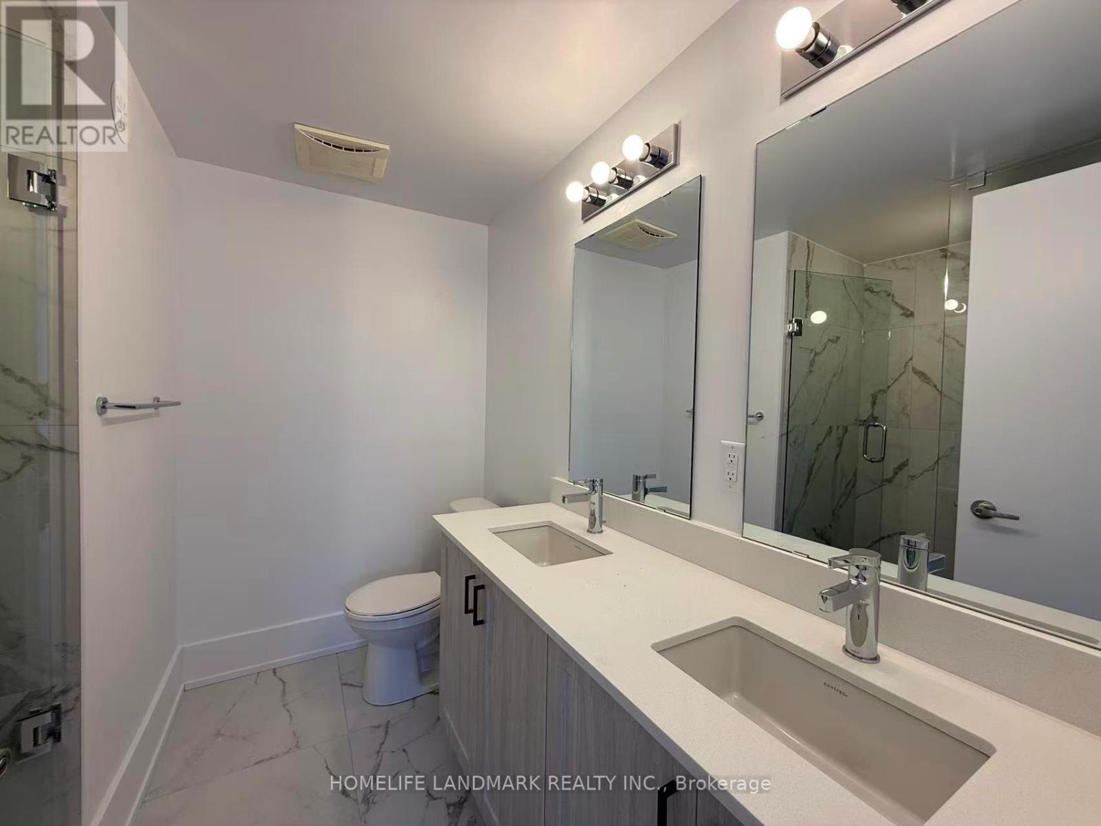 11 Kerns Lane, Richmond Hill, Ontario  L4E 1M1 - Photo 8 - N12444704