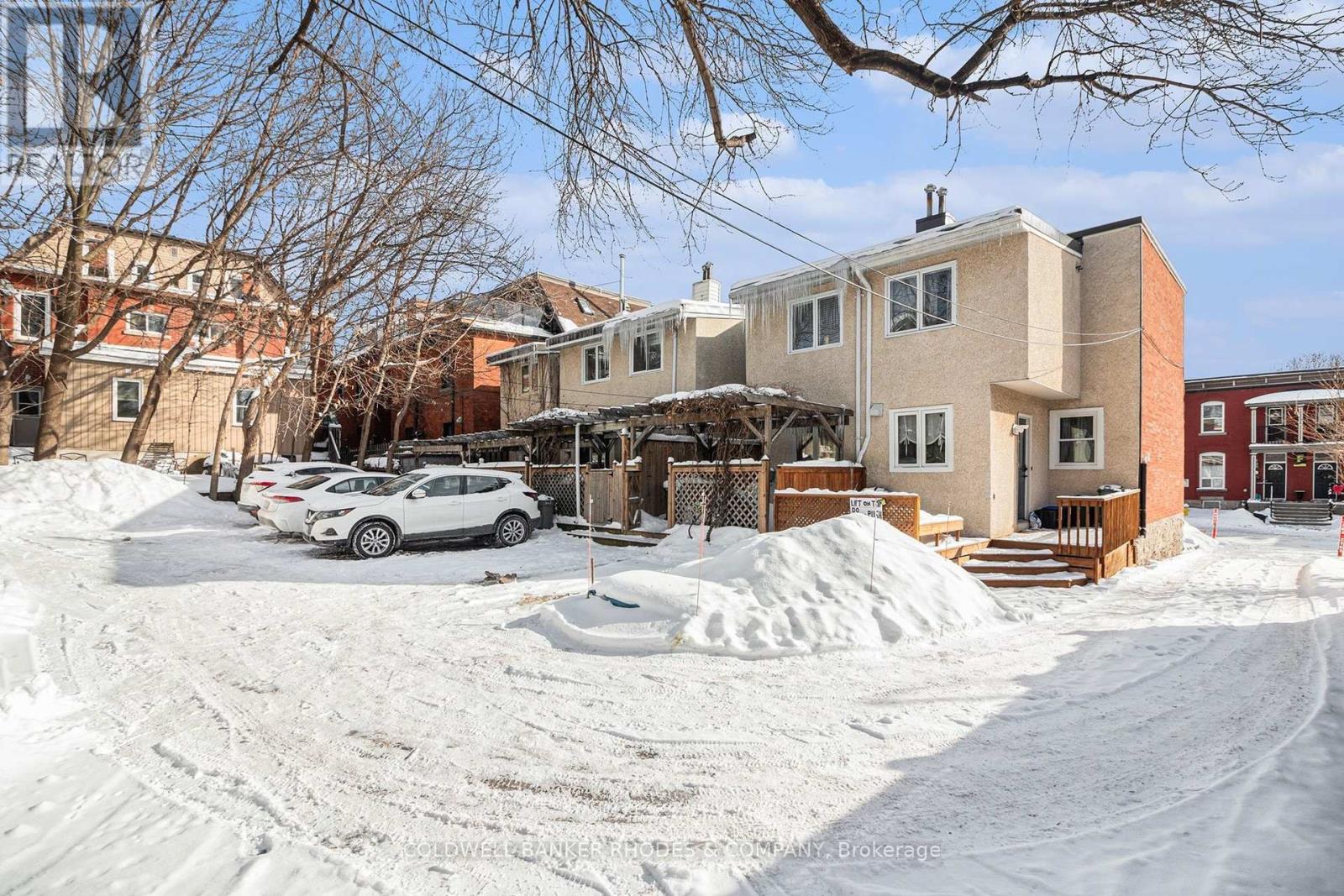 129 Elm Street, Ottawa, Ontario  K1R 6N4 - Photo 2 - X12543366